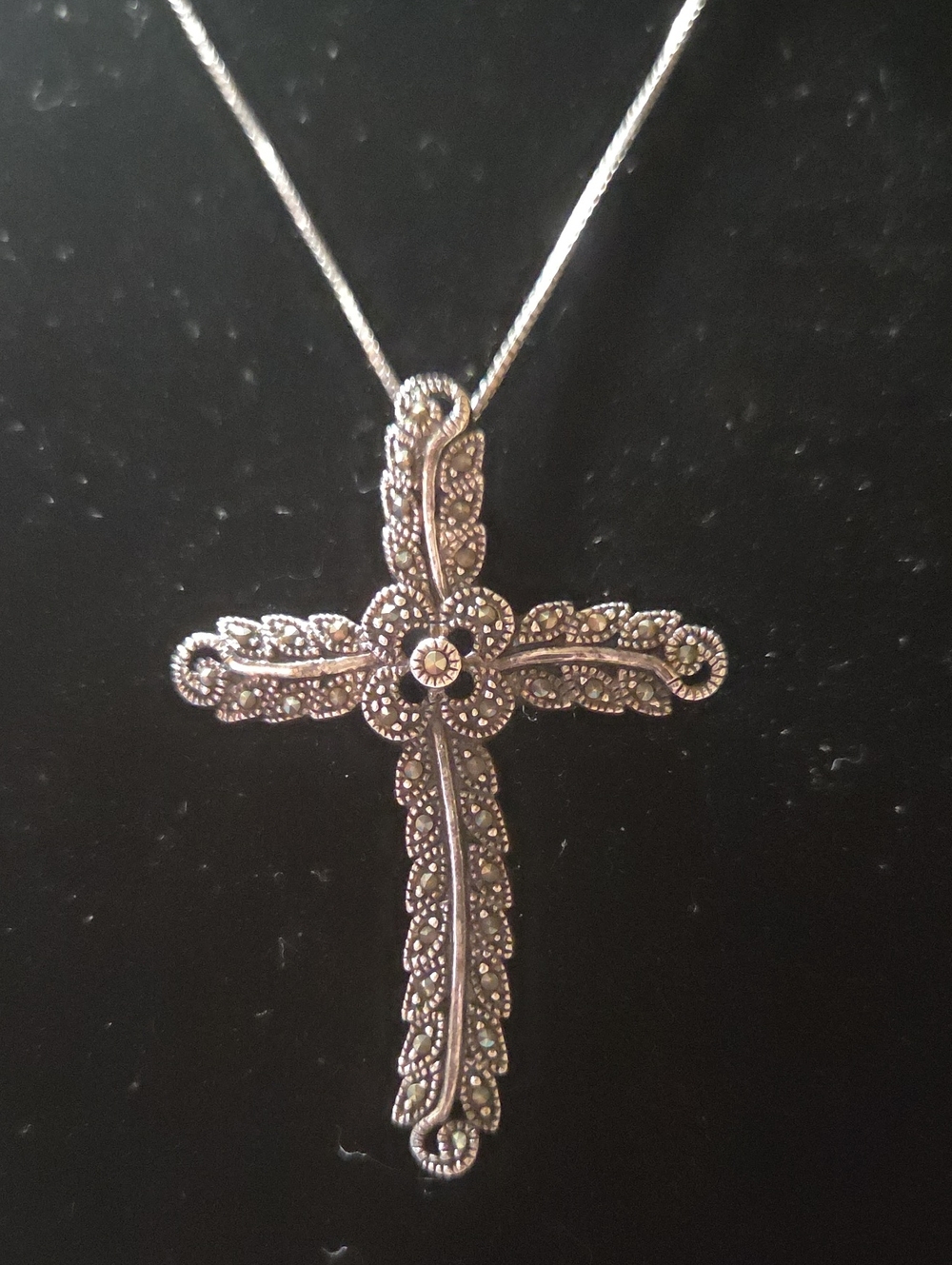 Sterling Silver Vintage Marcasite Cross Pendant Necklace